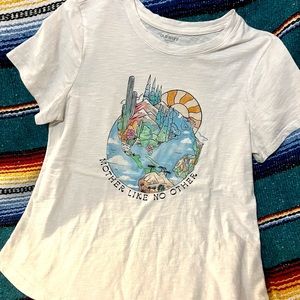 Old Navy graphic tee “Mother like no other”